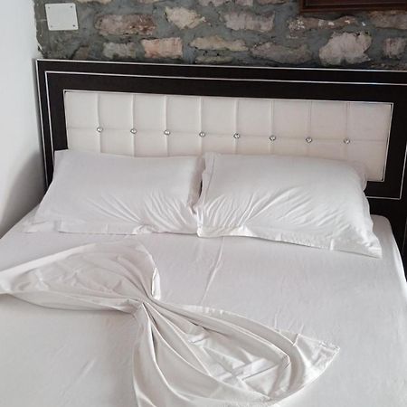 Karafil Guesthouse Gjirokaster Exterior photo