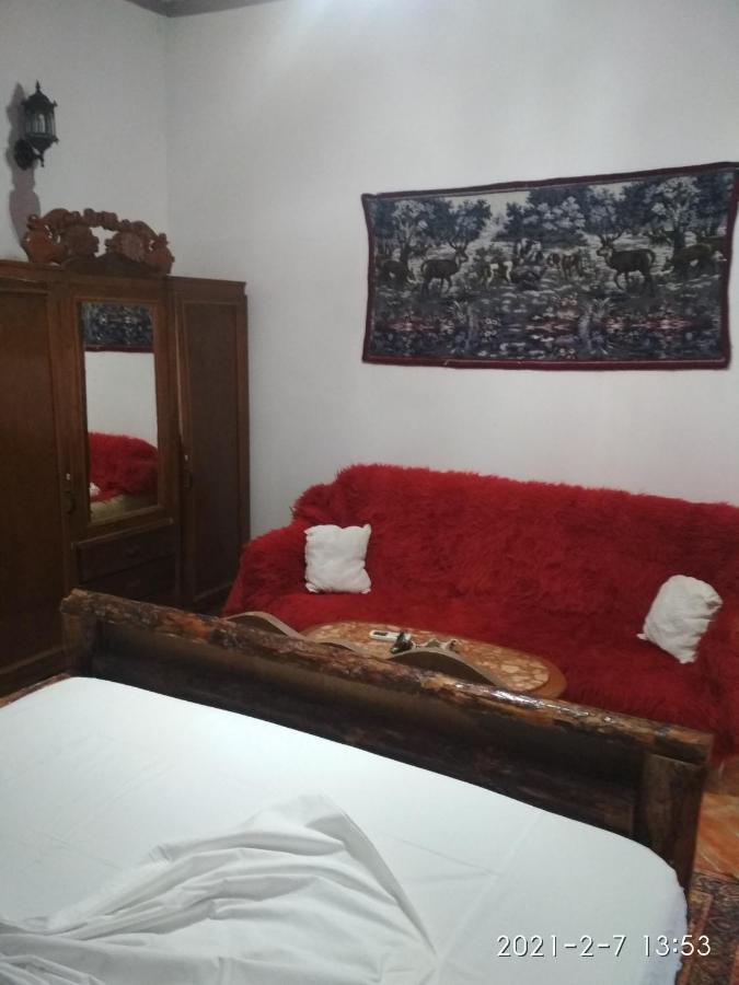 Karafil Guesthouse Gjirokaster Exterior photo